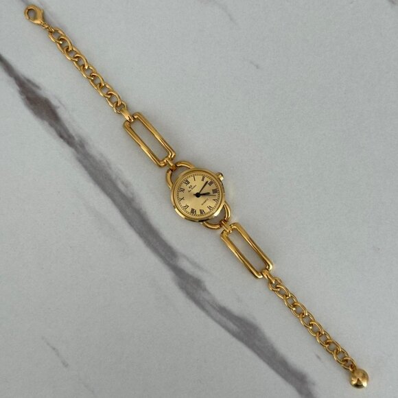 Sku:0196 vintage‎ vibe cute gold mini watch gold bracelet + in a gift box main image 6